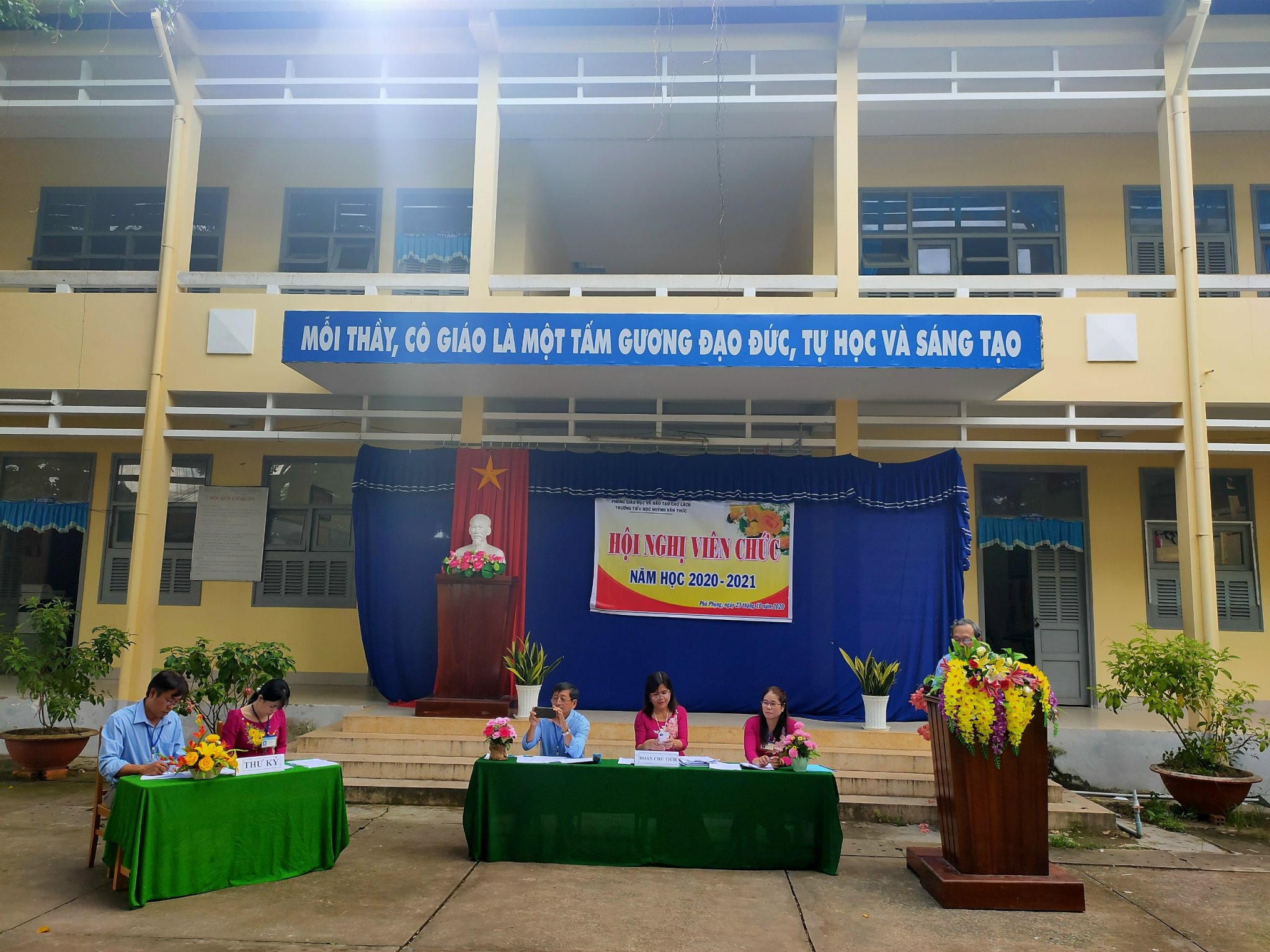 Slideshow Image 1